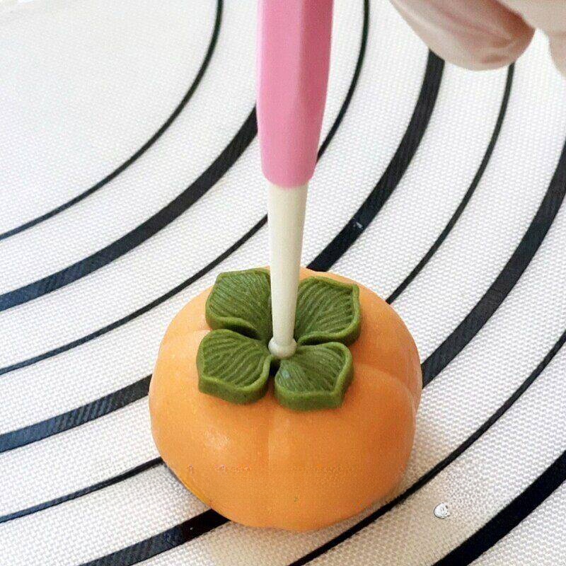 Spring Baked Doughnut Shape Mo - đánh giá và giá Kitchen Baking Center
